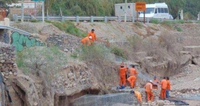 Trabajan intensamente en la ruta 52 tras los da�os