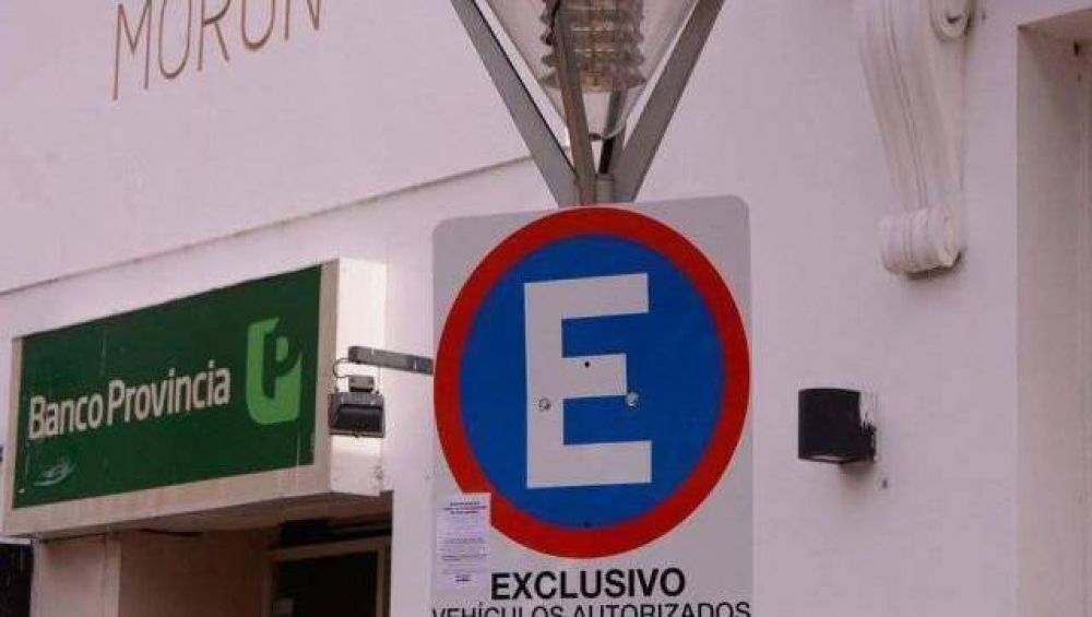Denuncia penal contra Tagliaferro por pol�mico cambio en el estacionamiento