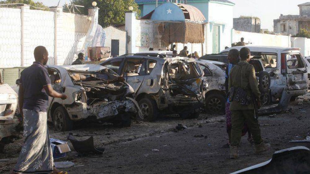 Terrorismo isl�mico: al menos 30 muertos en Somalia en un doble atentado con bombas
