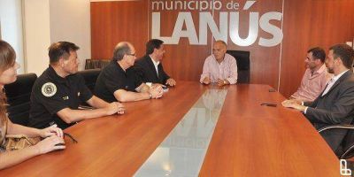 Lan�s: N�stor Grindetti se reuni� con el Jefe de la Polic�a Federal