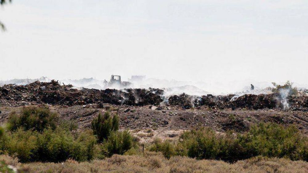 El Municipio inicia campa�a para mejorar los accesos al vertedero