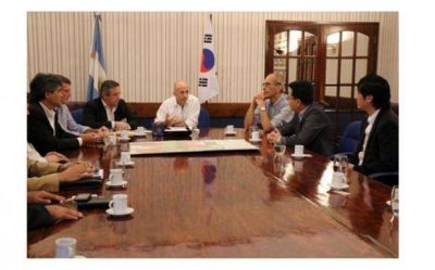 Pilar quiere �establecer relaciones comerciales y culturales� con Corea