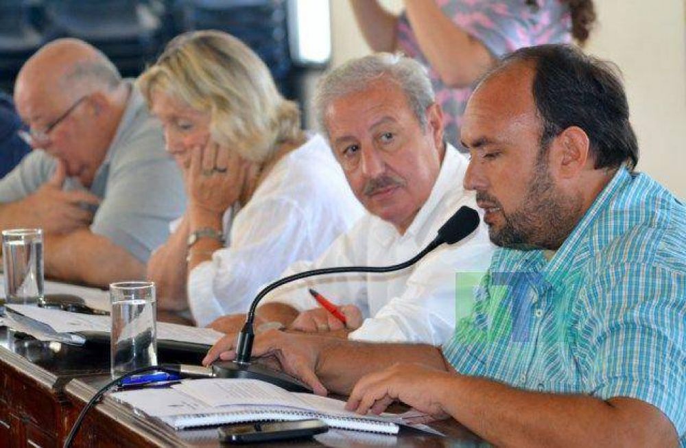El bloque del FpV solicita la reincorporaci�n de los municipales despedidos