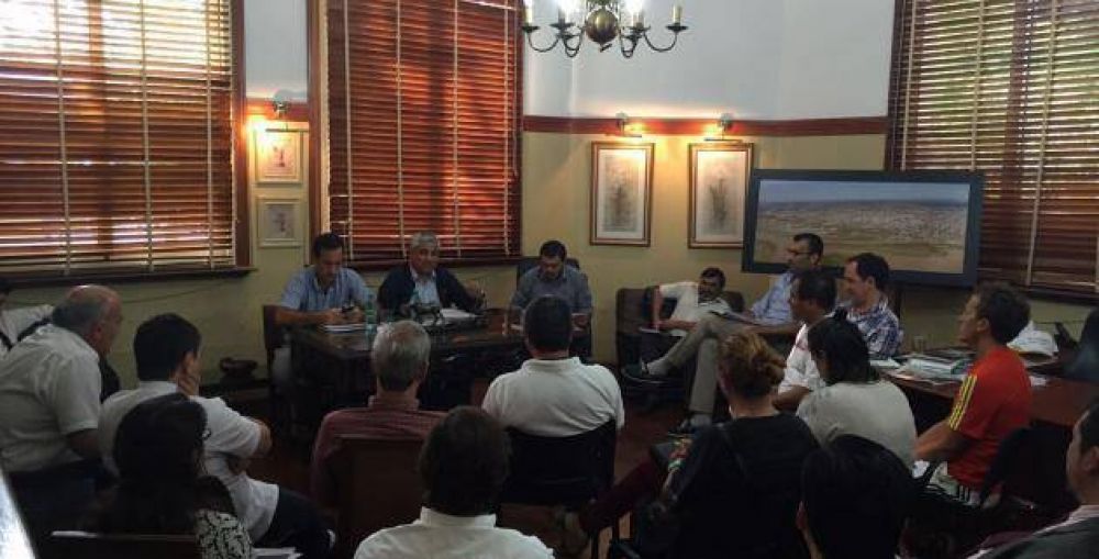 Salazar reuni� a todo el gabinete