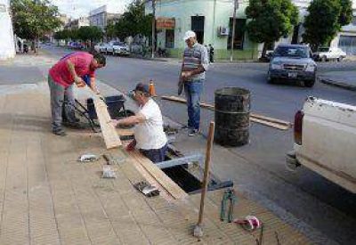 Trabajos para el saneamiento hidr�ulico de la ciudad