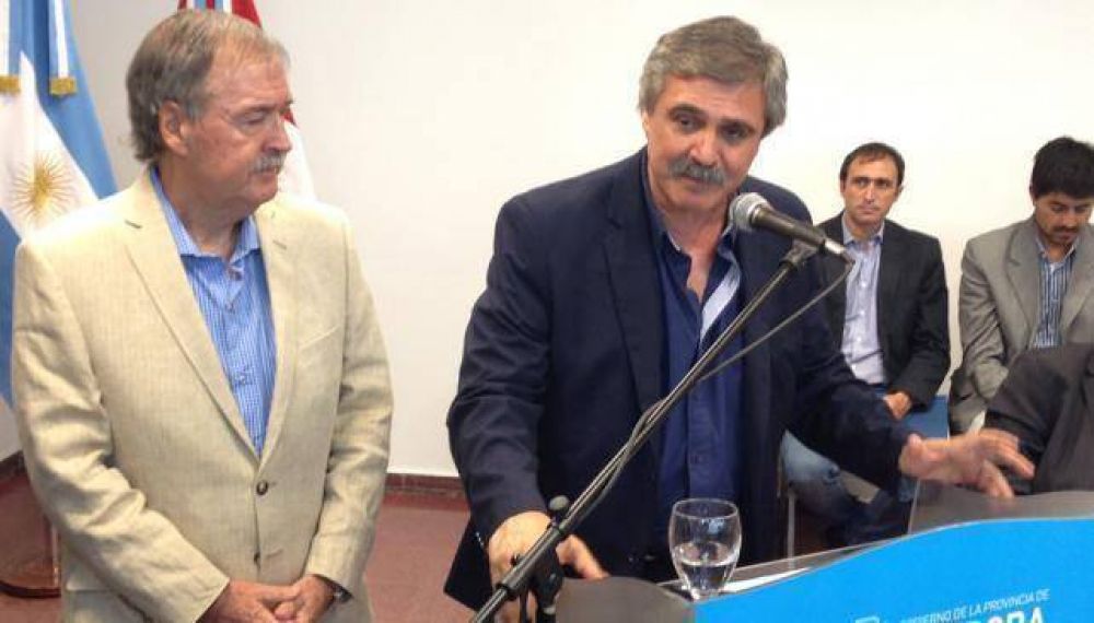 Schiaretti presidi� la reuni�n de Gabinete en R�o Cuarto y habl� de la paritaria docente