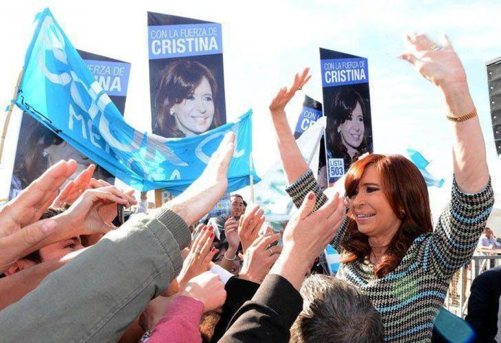 Cristina vuelve y prepara su propia agencia de noticias