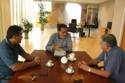 Positiva reuni�n con el intendente de Villa General Roca