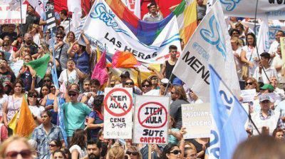 El SUTE se moviliz� por las calles de Ciudad y asegura que el paro fue exitoso