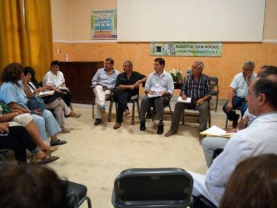 REGIONALIZACI�N Y DESCENTRALIZACI�N DE HOSPITALES: FUERTE TRABAJO EN TERRENO	