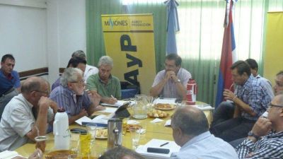 Se estanc� la negociaci�n entre tabacaleros e industriales y se demora el acopio