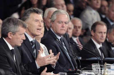 Fuerte cruce de Macri con los legisladores K: 