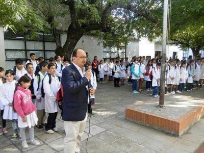 Se realiz� el acto oficial por la apertura del Ciclo Lectivo 2016