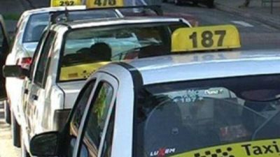 Taxistas de Paran� piden un aumento de tarifas 
