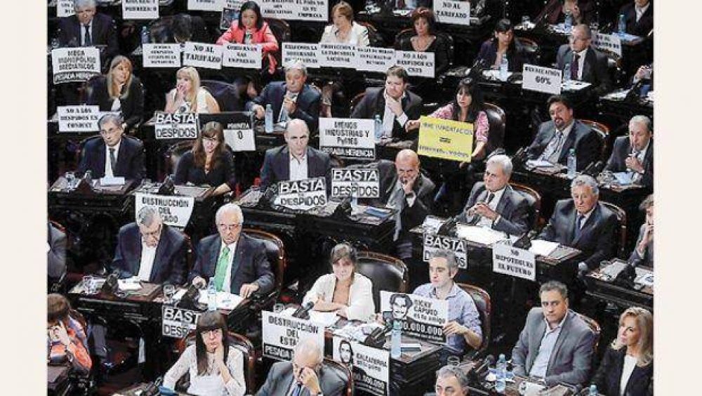 La oposici�n se mostr� entre las cr�ticas y pedido de precisiones para debatir leyes