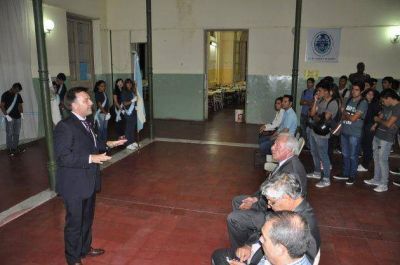 �San Luis est� en condiciones de producir un gran salto en materia educativa�