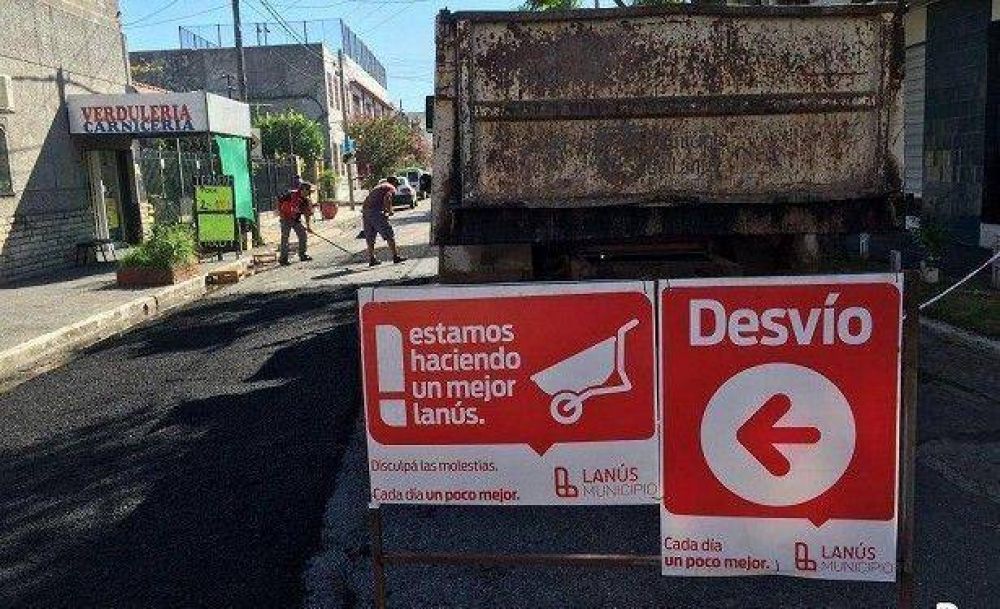 EL MUNICIPIO AVANZA EN LA REPARACI�N DE CALLES DEL DISTRITO