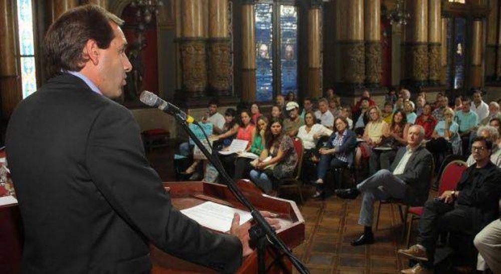 Tel�fono a Bruera: �Este municipio no vuelve a esconder a las v�ctimas de la inundaci�n�
