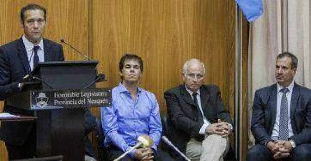 �Vamos a luchar contra las drogas de frente�