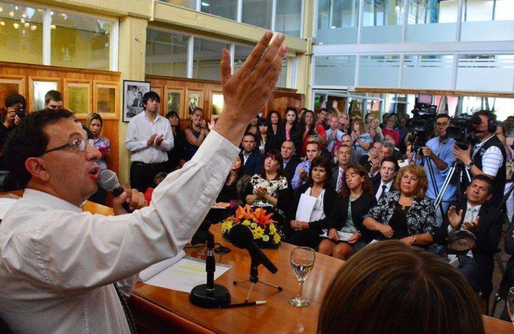 Maderna convoc� a trabajar para que todos los trelewenses tengan las mismas oportunidades