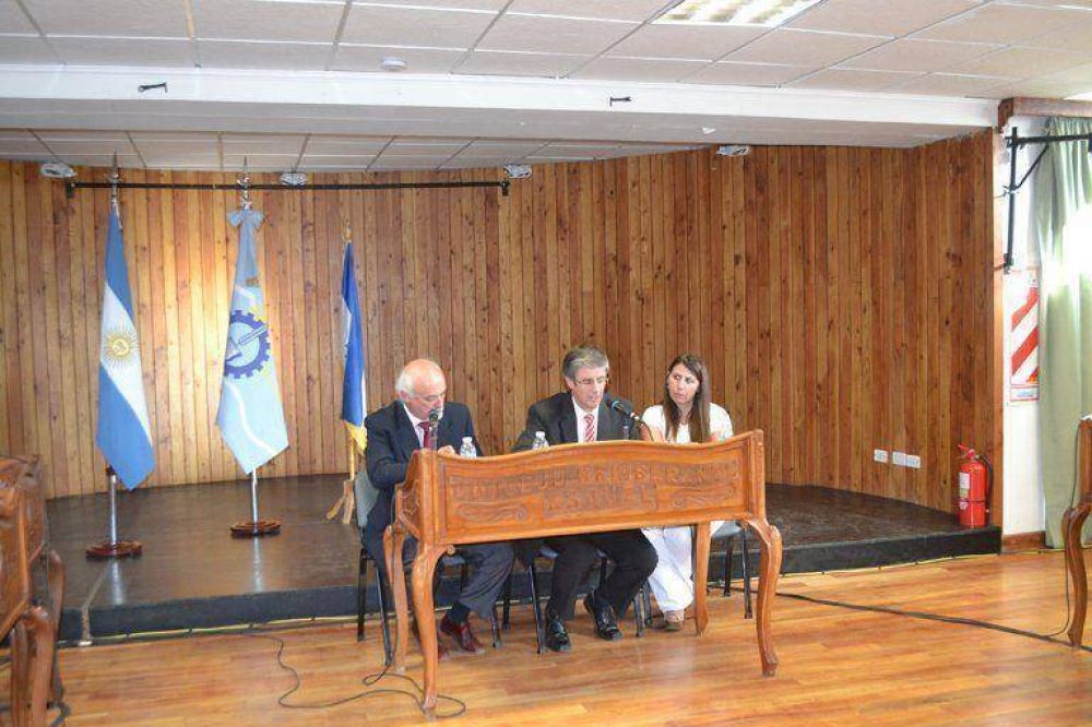 �Es nuestra obligaci�n dejarle a nuestros hijos una ciudad con futuro�