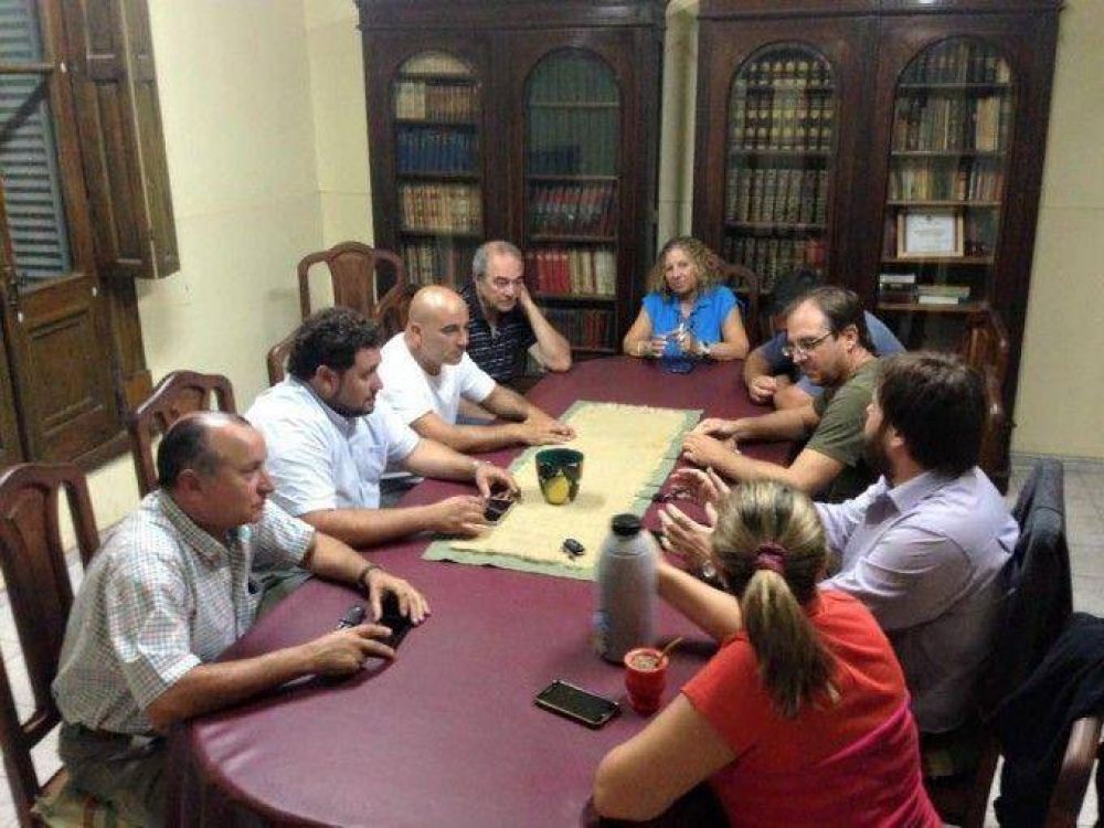 Ricardo Criado se reuni con Comisin Directiva del Comit Radical