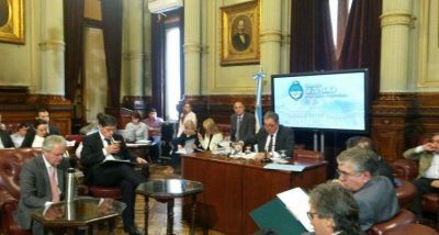 Rodolfo Urtubey �Ma�ana comenzaremos a analizar en Audiencia P�blica los pliegos de los postulados para ingresar a la Corte�