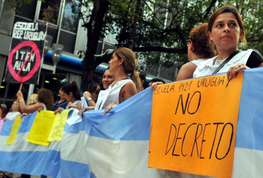 Los docentes debaten un nuevo plan de lucha con la idea de volver a parar