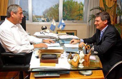 Ferraresi se reuni� con el ex intendente de Lincoln
