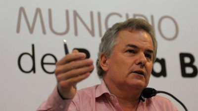 Gay asegur� que en 4 a�os �estar� solucionada toda la problem�tica del agua en Bah�a�