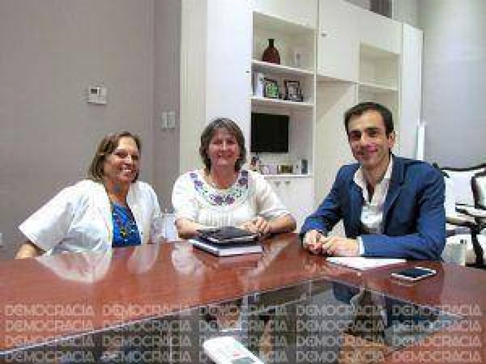 Despidieron a la directora del Hospital, pero Petrecca logr� que den marcha atr�s