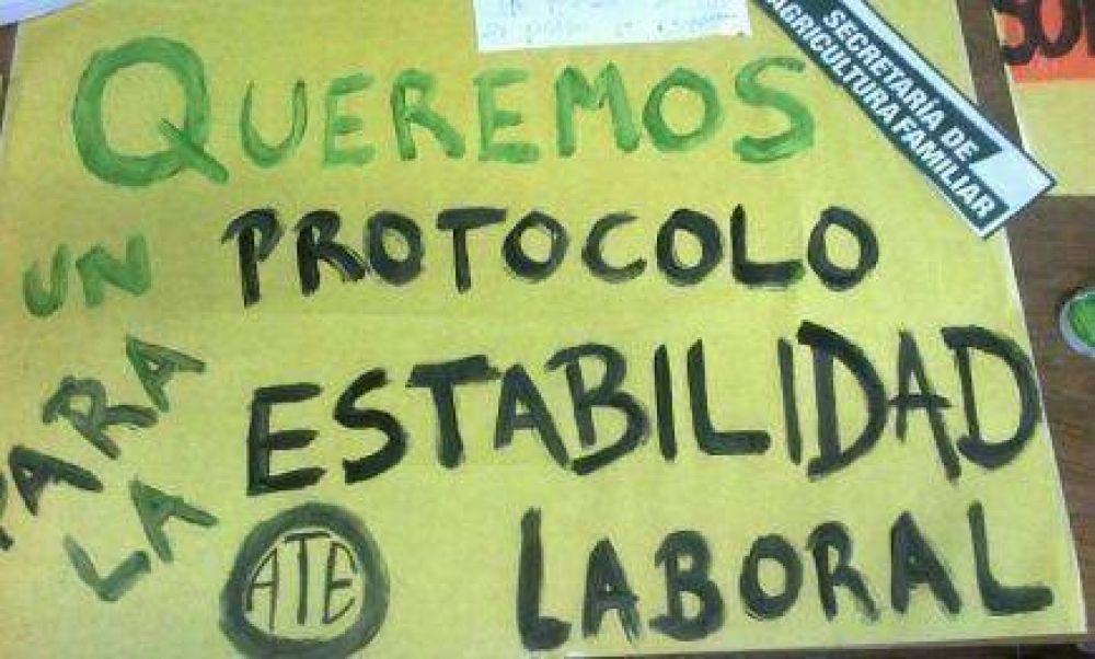 Trabajadores iniciar�n un acampe contra los despidos y el ajuste