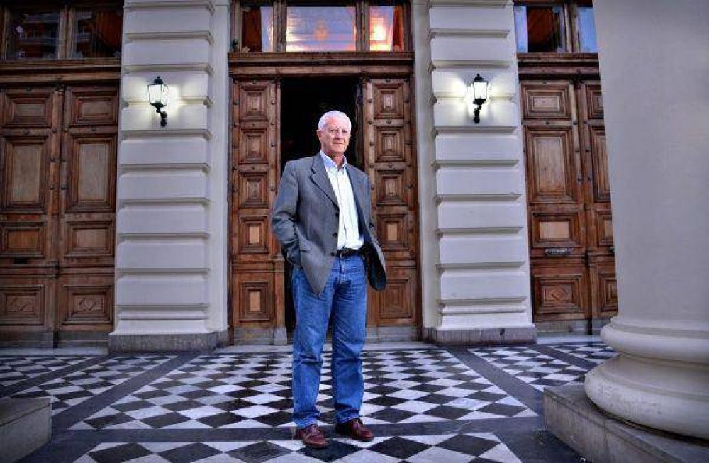 Sarghini: �La C�mara no ser� m�s una escriban�a�