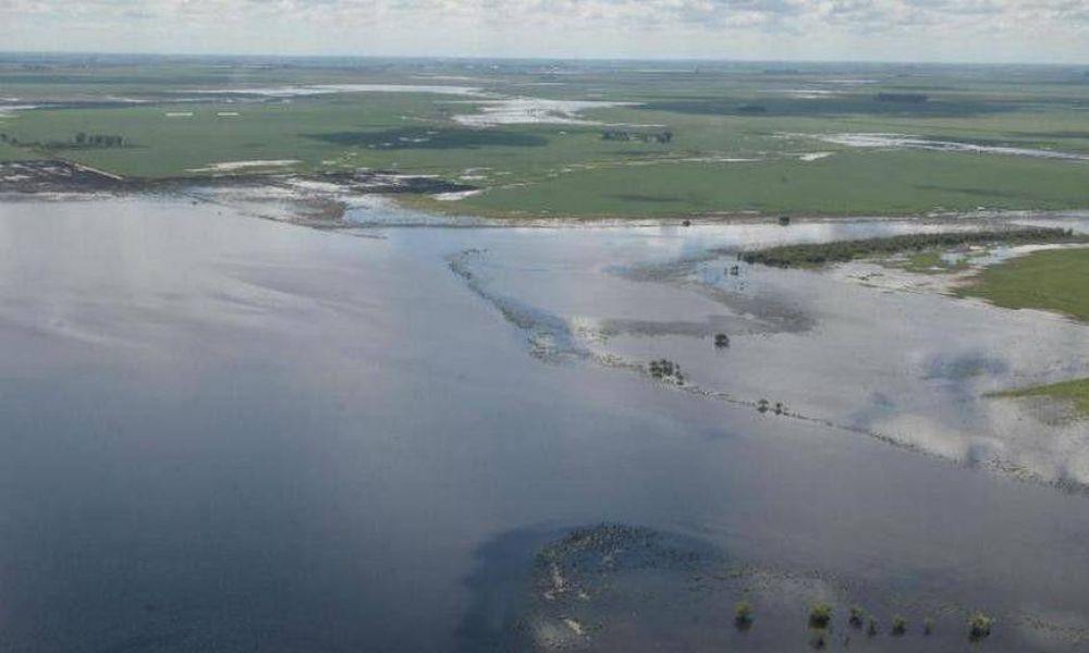 Denuncian que obras ilegales provocaron la inundaci�n de la mitad de Pozo del Molle