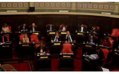 El massismo propone que con un bono los municipios normalicen su situaci�n financiera