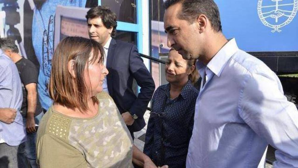 Tagliaferro visit� las oficinas m�viles