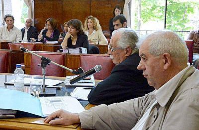 Cr�ticas, pedido de renuncia y un sinf�n de quejas para Cano