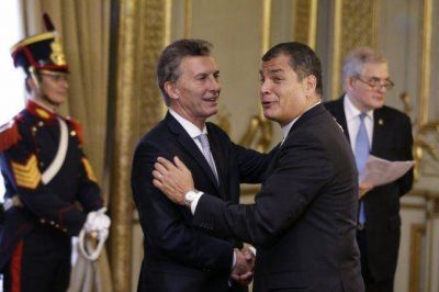 Macri habl� por tel�fono con Correa por el crimen de las turistas