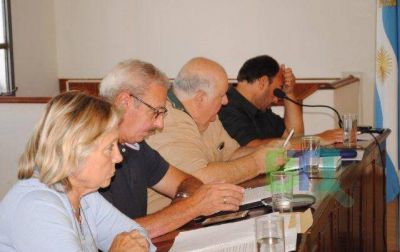 La oposici�n pide que se publique el Bolet�n Oficial