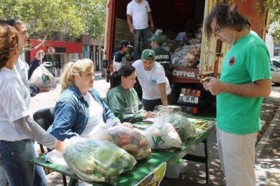 Frutas y verduras para todos, con tres puntos de venta