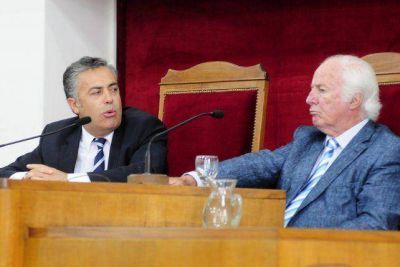 El fuego cruzado entre Alfredo Cornejo y el presidente de la Suprema Corte