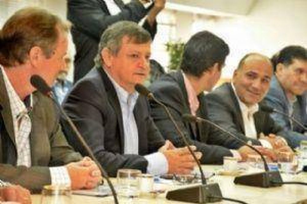 Coparticipacin: Peppo y gobernadores en desacuerdo con la propuesta de Macri