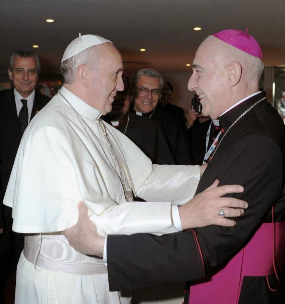 El Papa recibió en audiencia al secretario general del episcopado argentino