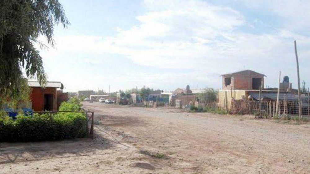 Se re�nen por el precio de las tierras del Obrero B
