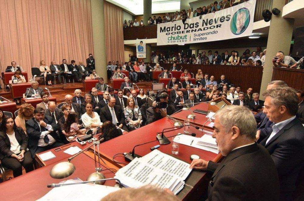 Junto a Macri, el gobernador Das Neves plante� un v�nculo de di�logo m�s all� de las ideolog�as