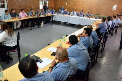 El aumento salarial para la polic�a ser� del 30%