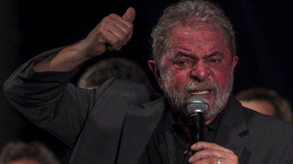 Lula da Silva es llevado a declarar ante el juez por la Polic�a Federal de Brasil