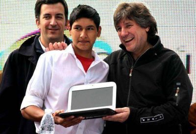 Denuncian 1000 despidos en el programa Conectar Igualdad