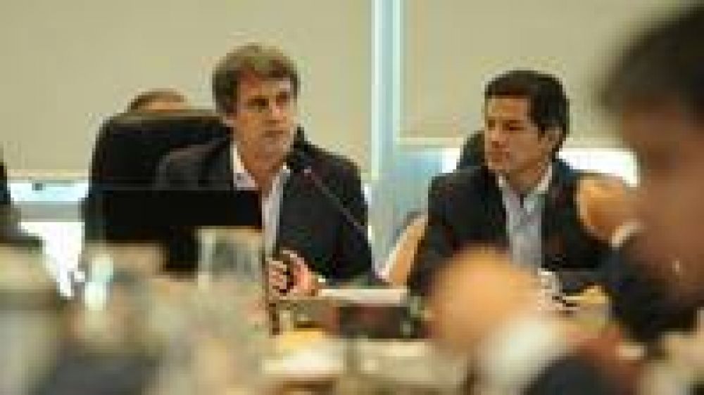 El Gobierno ya presiona en el Congreso para dejar el default