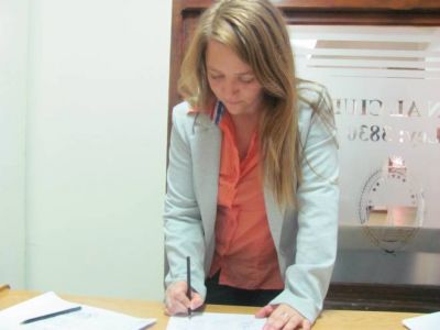 Concejales del FpV firmaron amparo por el lago
